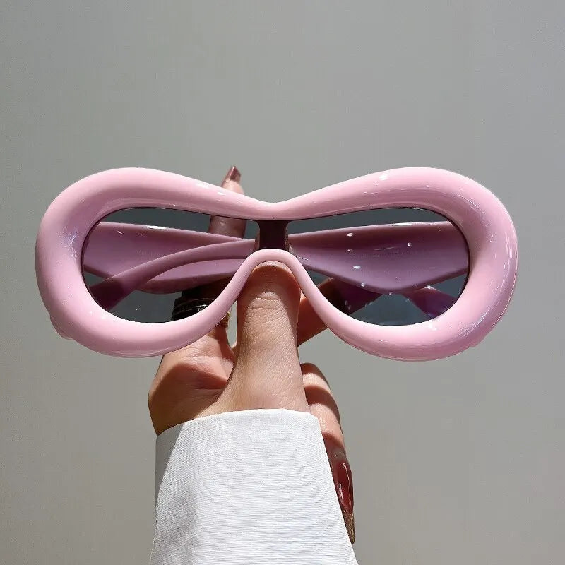 Trendy Fashion Zonnebril in Roze - Retro Design Eyewear voor Festivals en Outdoor Activiteiten