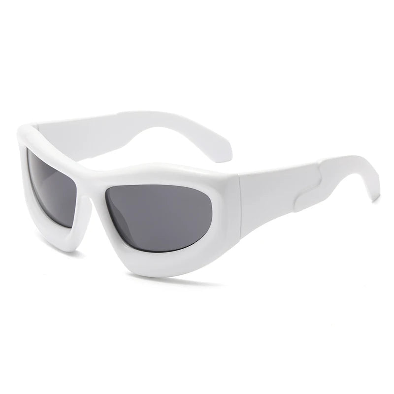 Hippe zonnebril met wit-zwart montuur