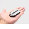 Close-up van een Clip-on Leesbril met Sleutelhanger, compact en praktisch voor onderweg.